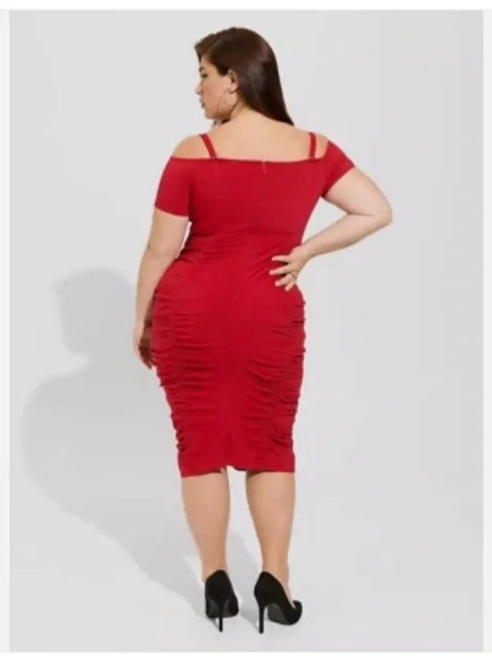 torrid Red Off-Shoulder Ruched Midi Dress - Picture 3 of 5